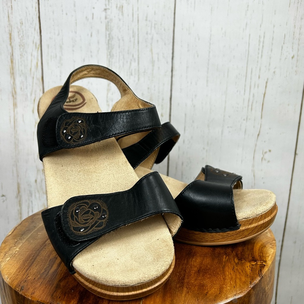 Dansko® Women's Sonnet Sandals - Black - Size 41 - Picture 2 of 9